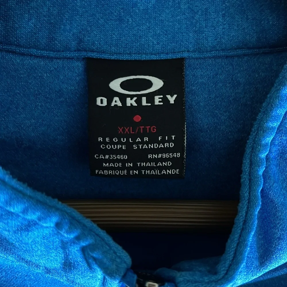 Oakley blue XXL quarter zip - Picture 3 of 3